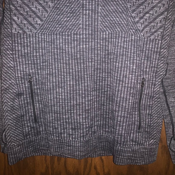 Lululemon Restless Hoodie Pullover Long Sleeve Top Heathered Black EUC Sz 12 - Picture 7 of 15